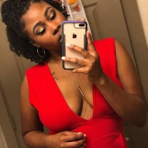 Meet your Posher, Melanie